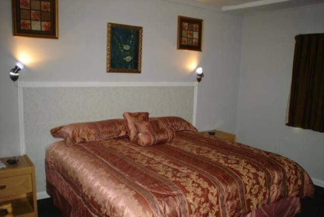 אוקלה Shangri La Motel חדר תמונה