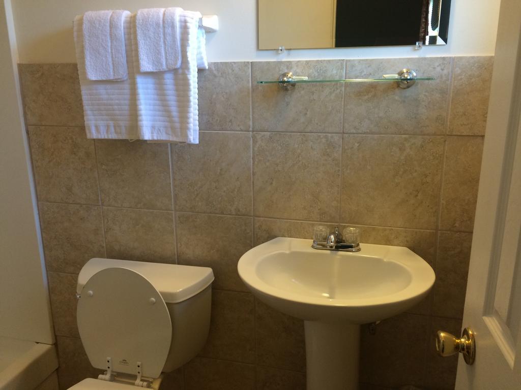 אוקלה Shangri La Motel מראה חיצוני תמונה